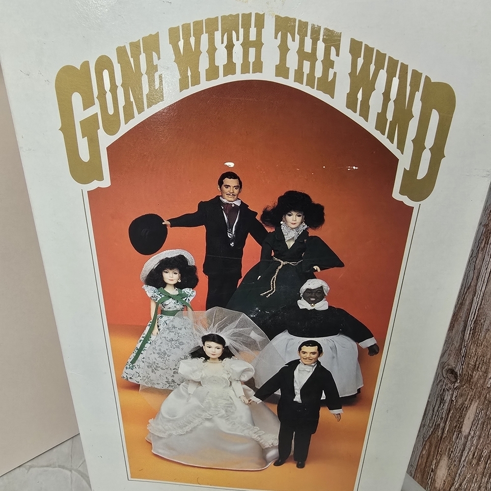 Gone with the Wind Doll in Green Dress - Picture 2 of 2